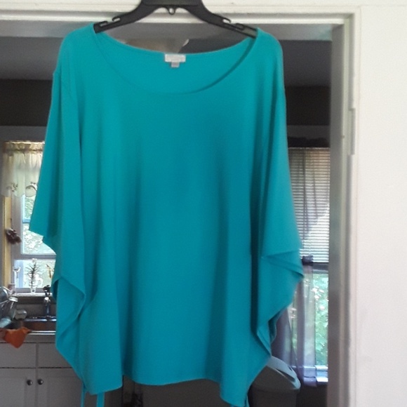 VIP KNITS, from The Avenue Tops - Beautiful knit top